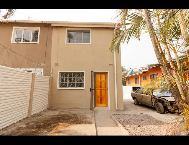 2 BEDROOM HOUSE RENTED IN MONTFORD